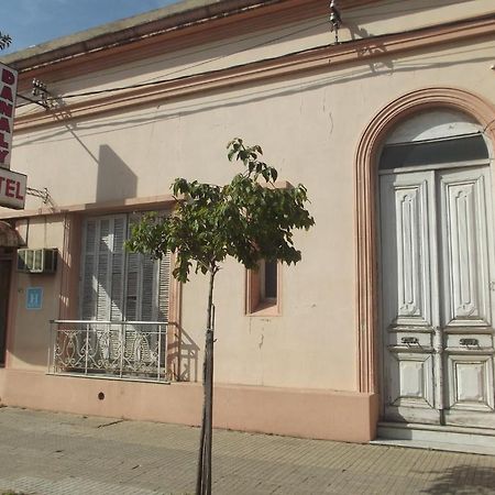 Hotel Danaly Салто Екстериор снимка